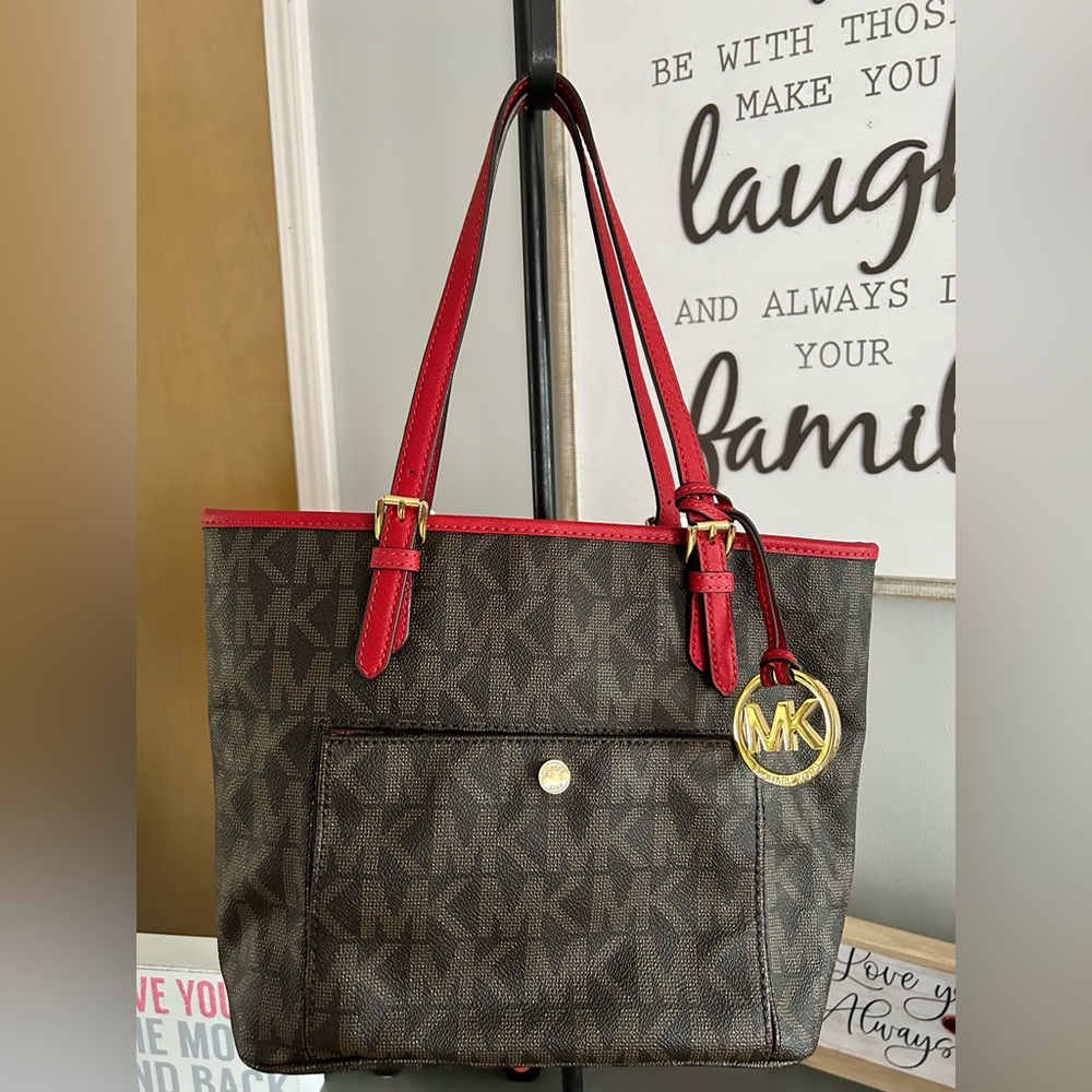 Michael Kors Jet Set Tote